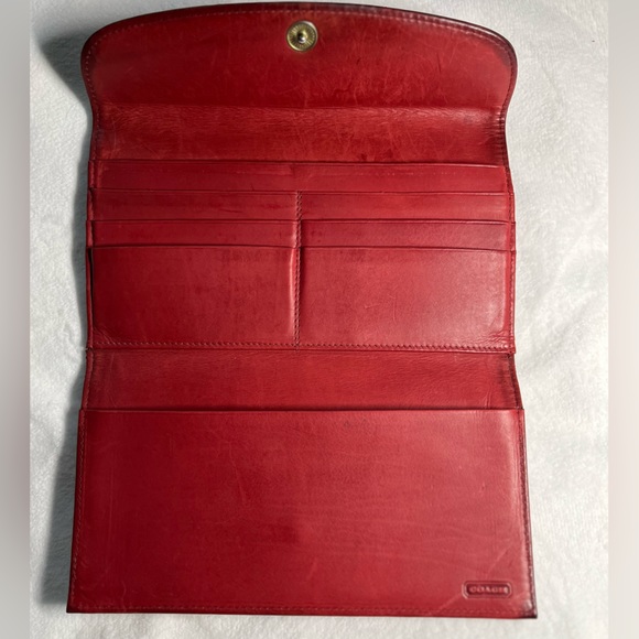 Coach Vintage Red Trifold Leather Wallet - Picture 12 of 15